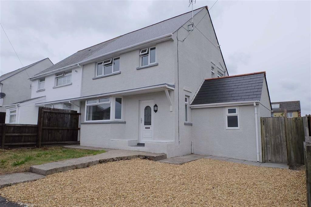 Meggitt Road, Barry, Vale Of 3 bed semidetached house £239,950