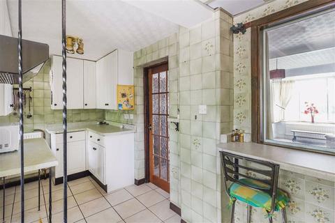 33 Mill Lane, Oxted, RH8 9DF