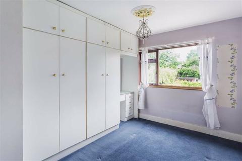 33 Mill Lane, Oxted, RH8 9DF
