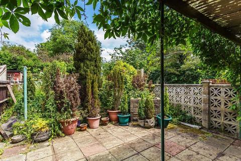 33 Mill Lane, Oxted, RH8 9DF