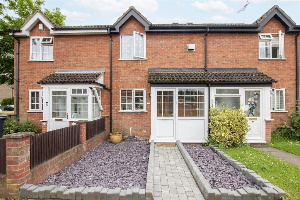 Galloway Close, Broxbourne 3 bed house £1,325 pcm (£306 pw)