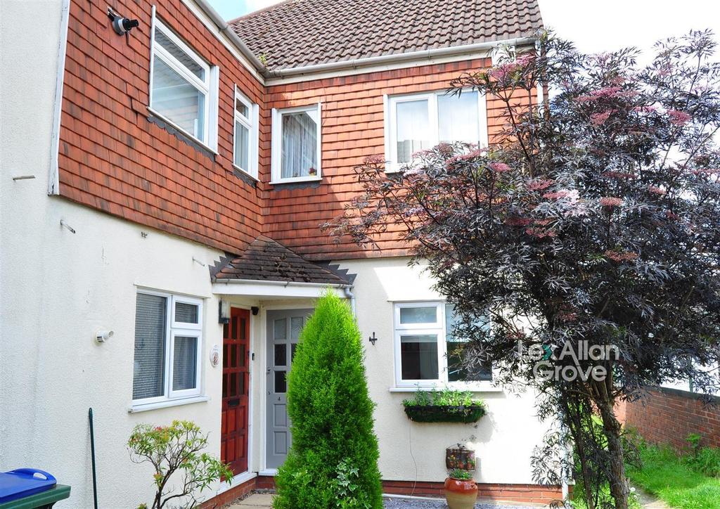 Wrights Lane, Cradley Heath 1 bed flat £100,000