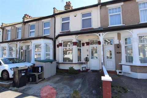 8 Farnham Road, Ilford, IG3 8QB