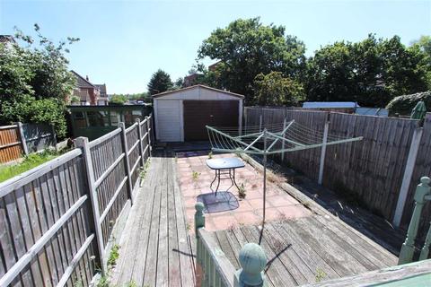 8 Farnham Road, Ilford, IG3 8QB