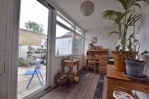 5 Vicarage Road, Gloucester, GL1 4LD