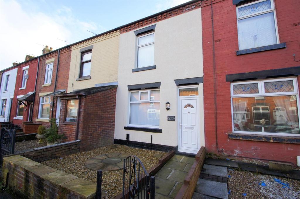Catherine Street East, Horwich 2 bed terraced house £625 pcm (£144 pw)