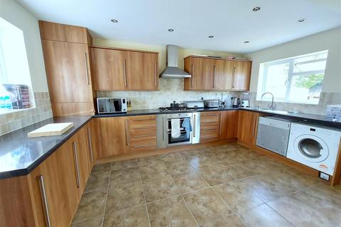 165 Bewdley Hill, Kidderminster, DY11 6BS