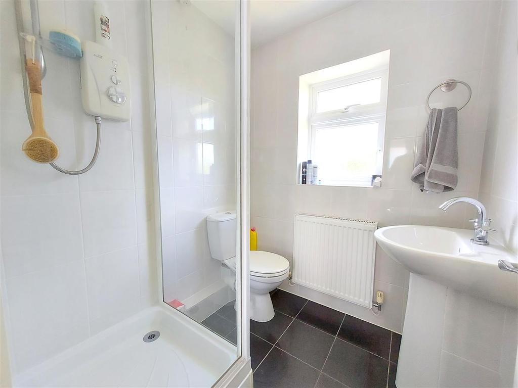 En Suite Shower Room