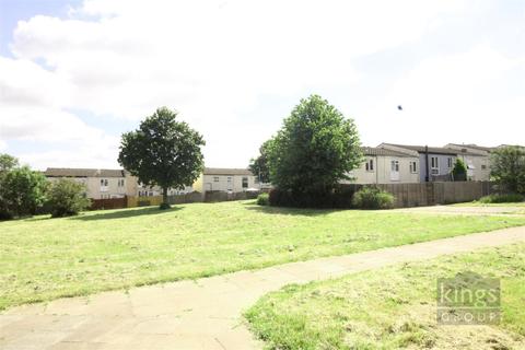 276 Milwards, Harlow, CM19 4SN