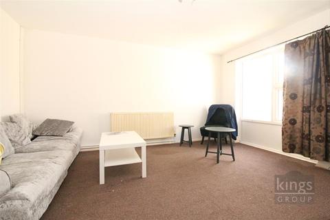276 Milwards, Harlow, CM19 4SN