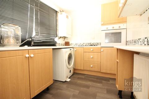 276 Milwards, Harlow, CM19 4SN