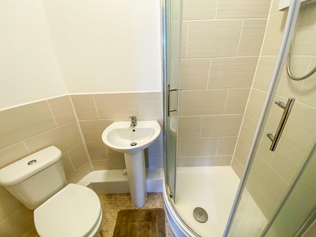 Shower Room1.JPG