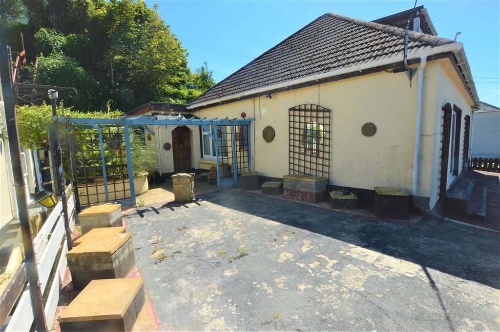 Patio.JPG