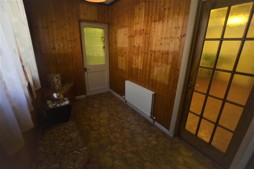 Entrance Hallway.JPG