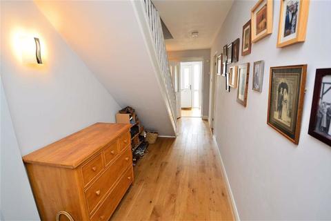 1 Halford Close, Great Glen, Leicester, LE8 9FW