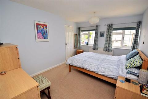 1 Halford Close, Great Glen, Leicester, LE8 9FW
