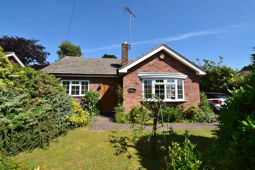 Birch Avenue, Farnsfield 4 bed detached bungalow £395,000