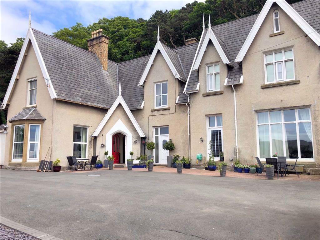 Tan Y Bryn Road, Craig Y Don, Llandudno, Conwy 8 bed detached house for