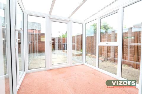 4 Manse Gardens, Studley, B80 7NF