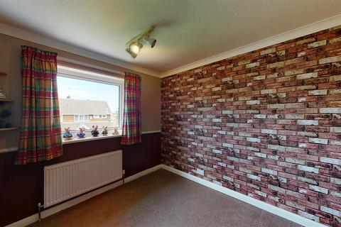 25 Dipton Gardens, Tunstall, Sunderland, SR3 1AN