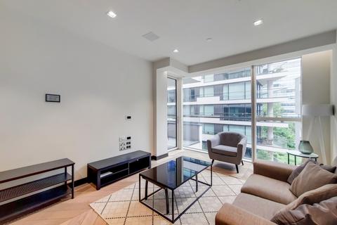 22, Balmoral House Earls Way, London, SE1 2QR
