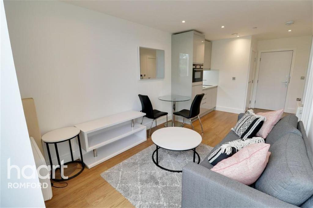 Dalwood House St Edwards Court London Road R 1 bed flat £1,050