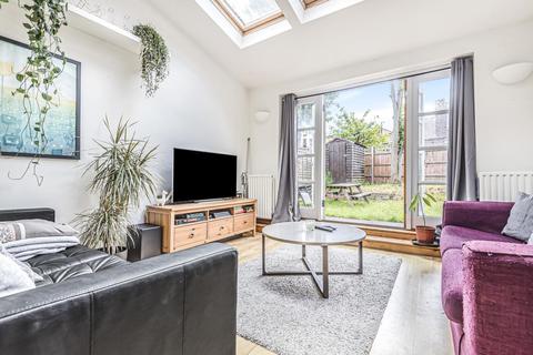 9 Pevensey Road, London, SW17 0HP