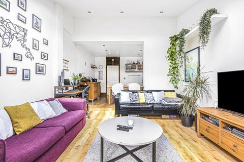 9 Pevensey Road, London, SW17 0HP