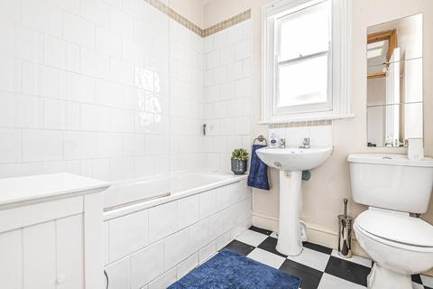 9 Pevensey Road, London, SW17 0HP