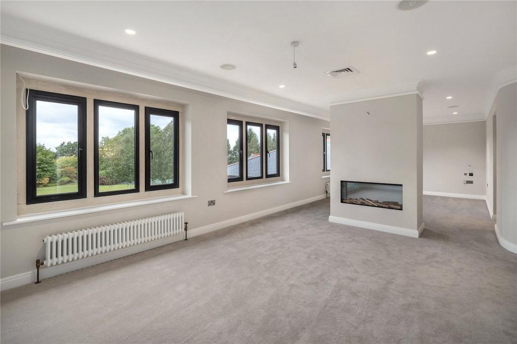 Prinicpal Bedroom