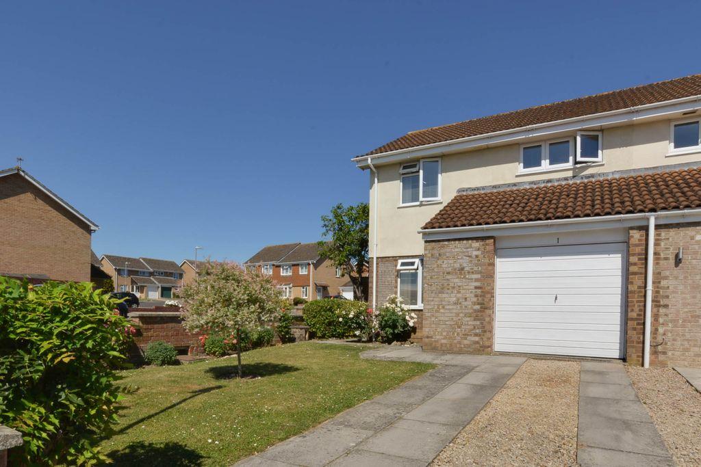 View of Property at Front