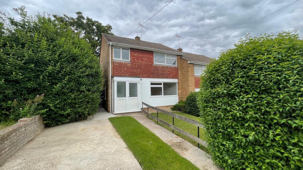 High Buckinghamshire, HP13 3 bed semidetached house for sale