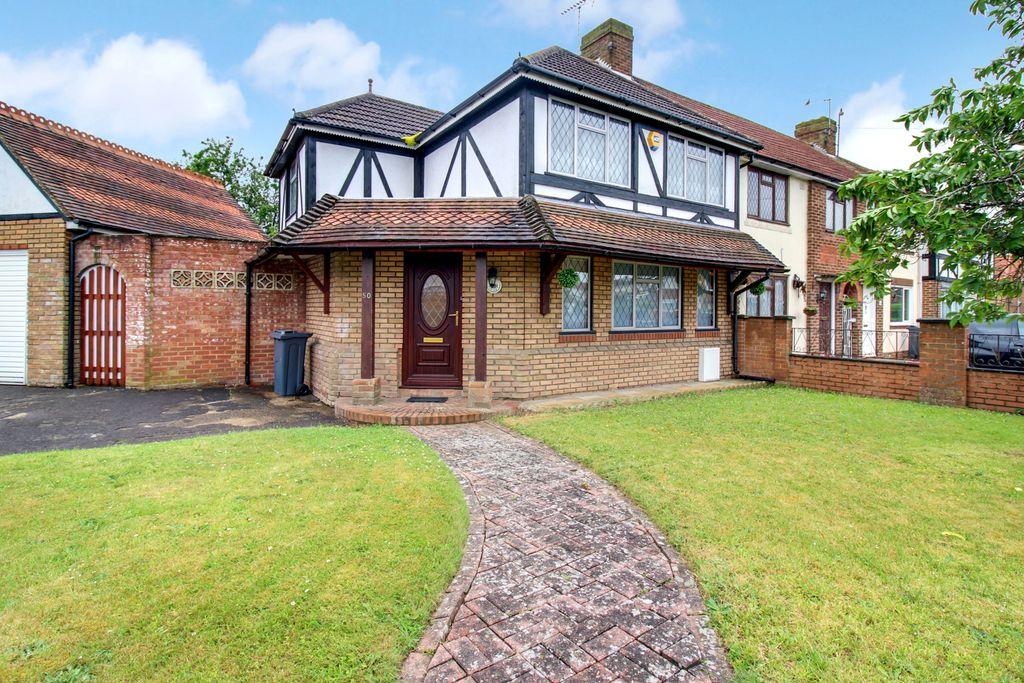 Blandford Road, Reading RG2 8RN 4 bed end of terrace house £375,000