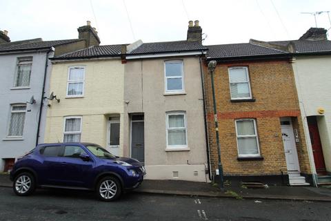 2 bedroom terraced house to rent, Charter Street, Chatham, Kent, ME4