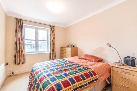 2 bedroom apartment to rent, 516 Lordship Lane, London, se22