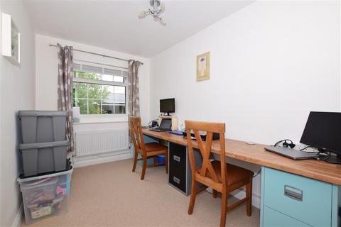 97 Capel Street, Capel Le Ferne, Folkestone, CT18 7HB