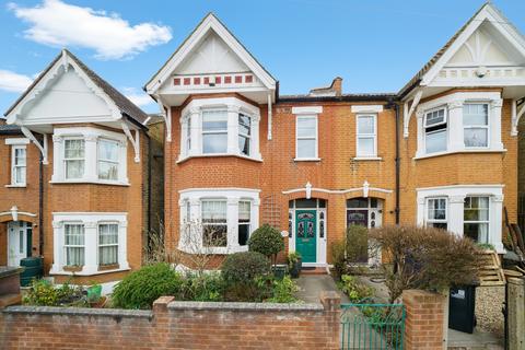 80 Grove Avenue, London, W7 3ES