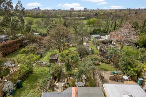 80 Grove Avenue, London, W7 3ES