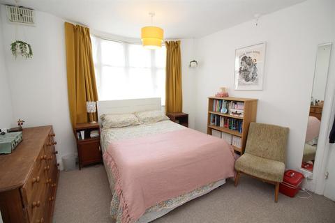 37 Embassy Road, Bristol, BS5 7DZ