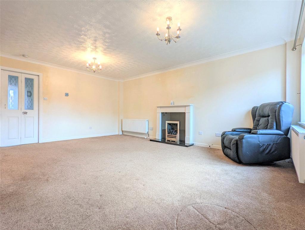 Moray Avenue, College Town, Sandhurst, Berkshire, GU47 3 bed detached