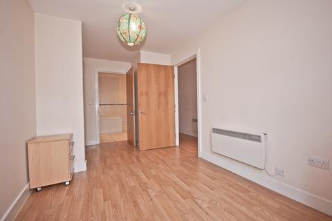 2 bedroom flat to rent, Clapham Park Road, Clapham, SW4