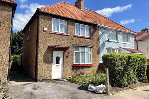 4 Lancaster Walk, Hayes, UB3 2QL