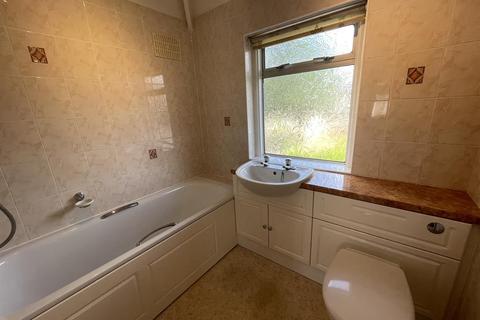 4 Lancaster Walk, Hayes, UB3 2QL
