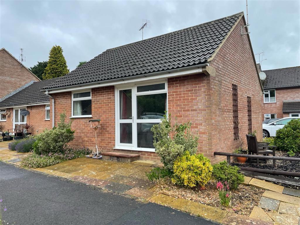 Reine Barnes Close, Woodmancote... 1 bed terraced bungalow £149,950