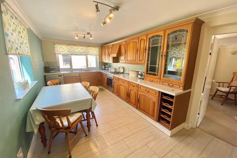 72 Draycott, Cam, Dursley, GL11 5DH