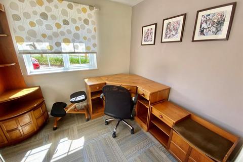 72 Draycott, Cam, Dursley, GL11 5DH
