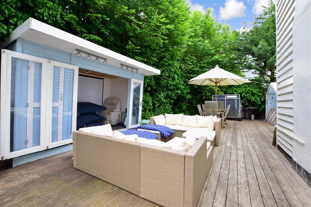 External Lifestyle Photograph