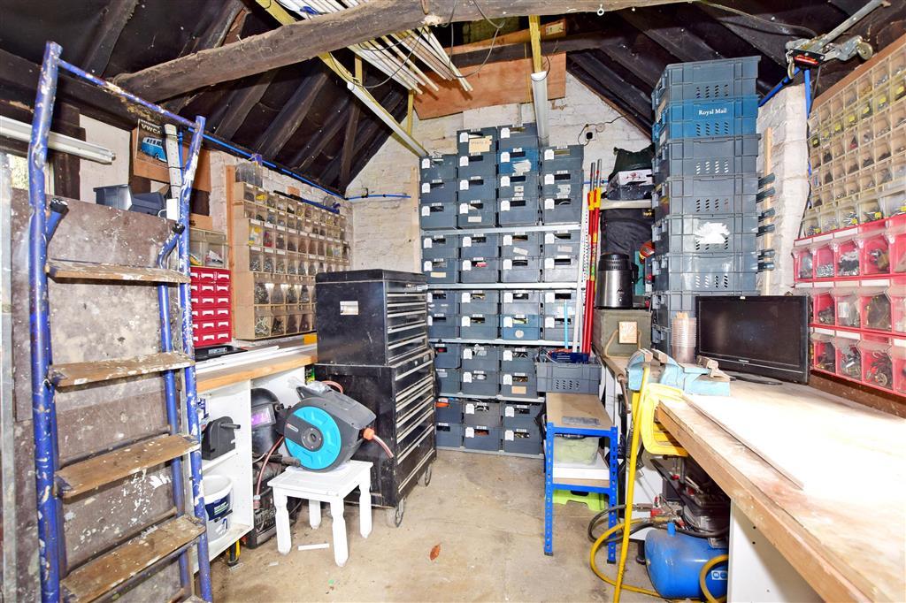 Workshop/Outbuildings