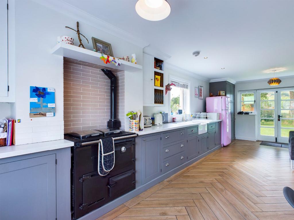 Kitchen (a)