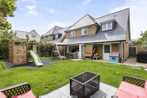 8 Brindlewick Gardens, Beckenham, BR3 1DG